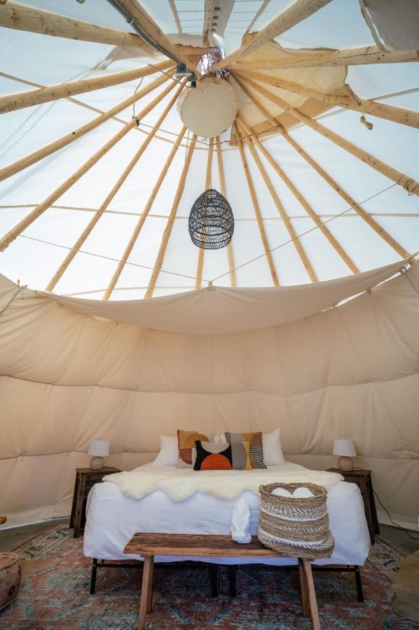 Dreamcatcher Tipi Hotel Gardiner Ngoại thất bức ảnh